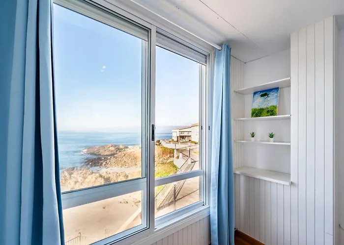 Fee4me Front Line Flat In Caion * Laracha